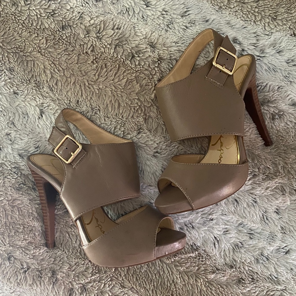 Jessica Simpson Tan Heels